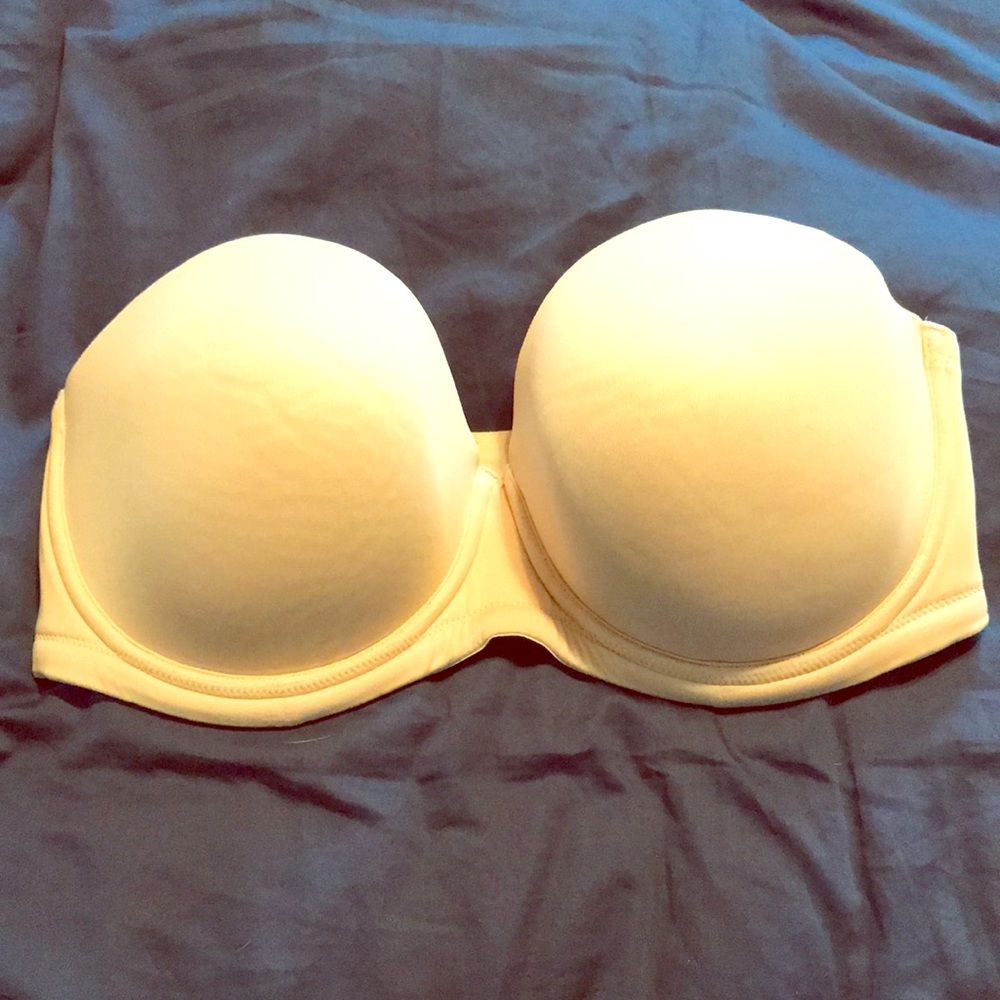Nude strapless bra